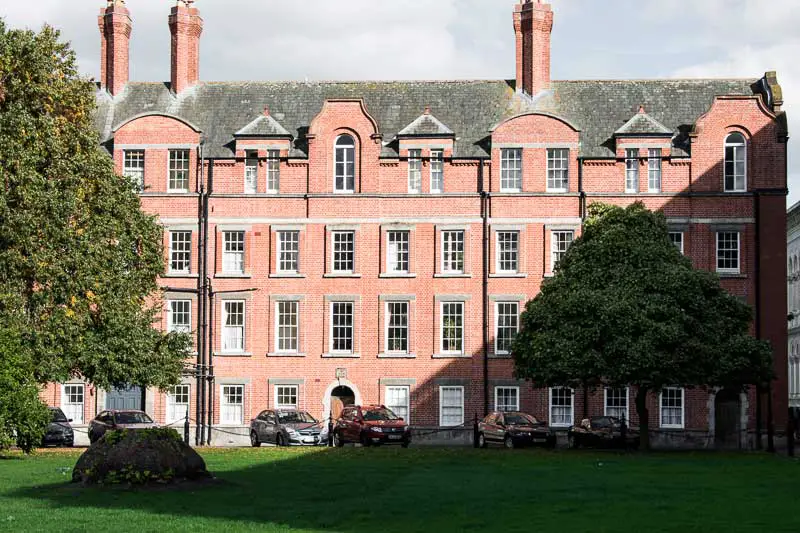 Visit Trinity College, Top Thing to Do in Dublin