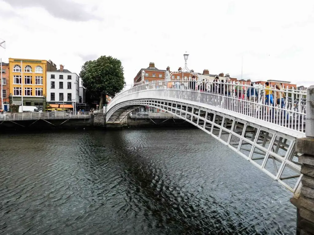 Ha'Penny Bridge, Dublin