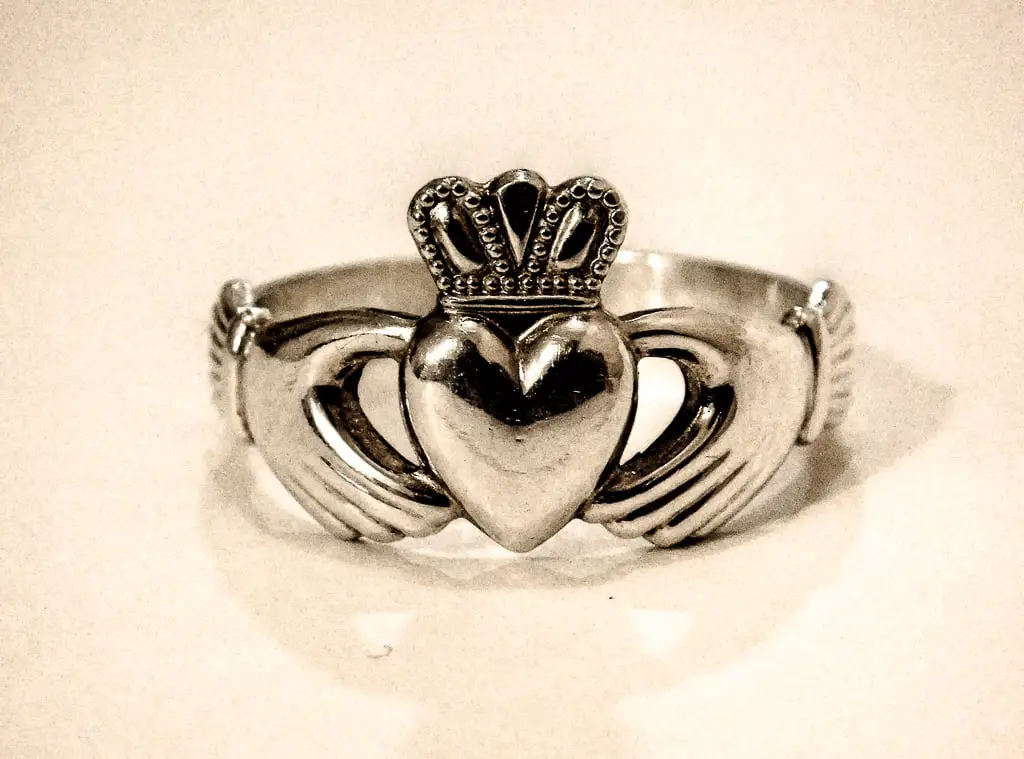 Claddagh Rings – The Most Famous Irish Rings Ever Created￼￼ – The Irish  Jewelry Company's Blog