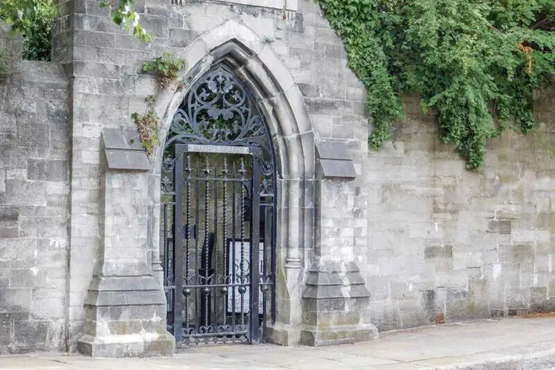 Visit the Oldest Libraries in Dublin