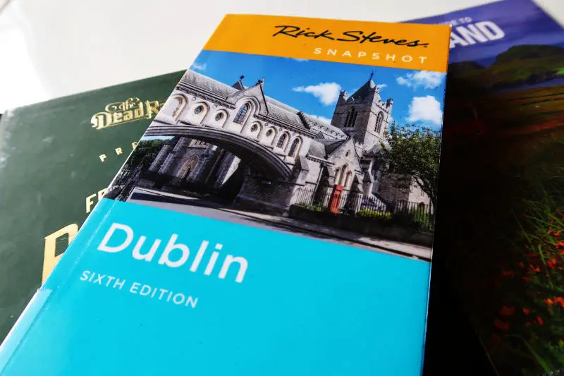 dublin travel guide book