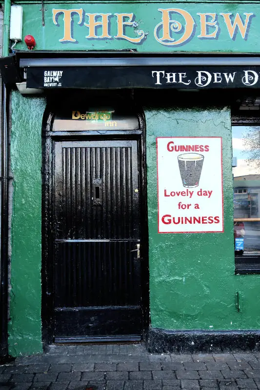 Irish pub, the Latin Quarter, Galway